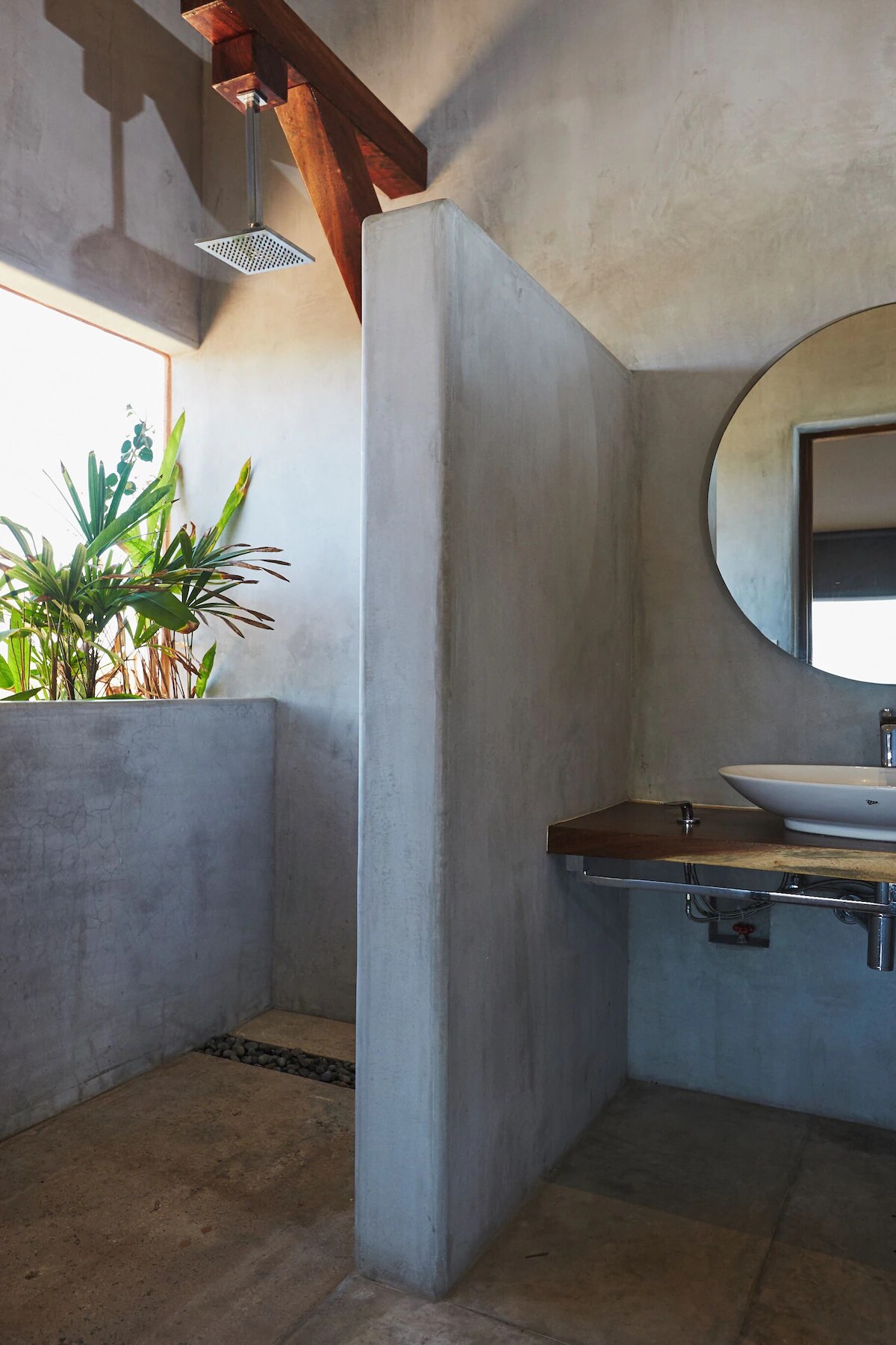 Open-air rain shower