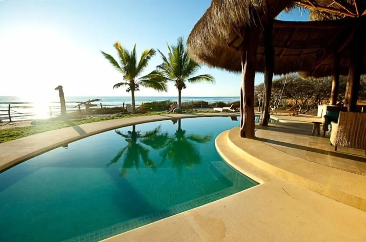 The pool, one step from the Pacific